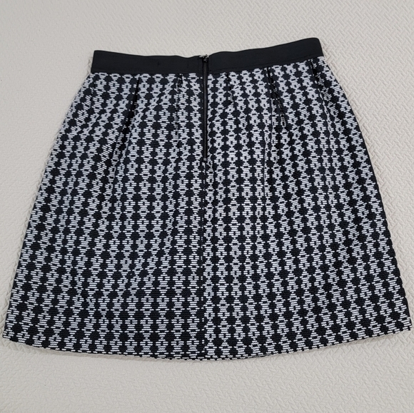 Reserved Black and White Pleated A-Line Skirt UK 14 = US 10 - Picture 2 of 15